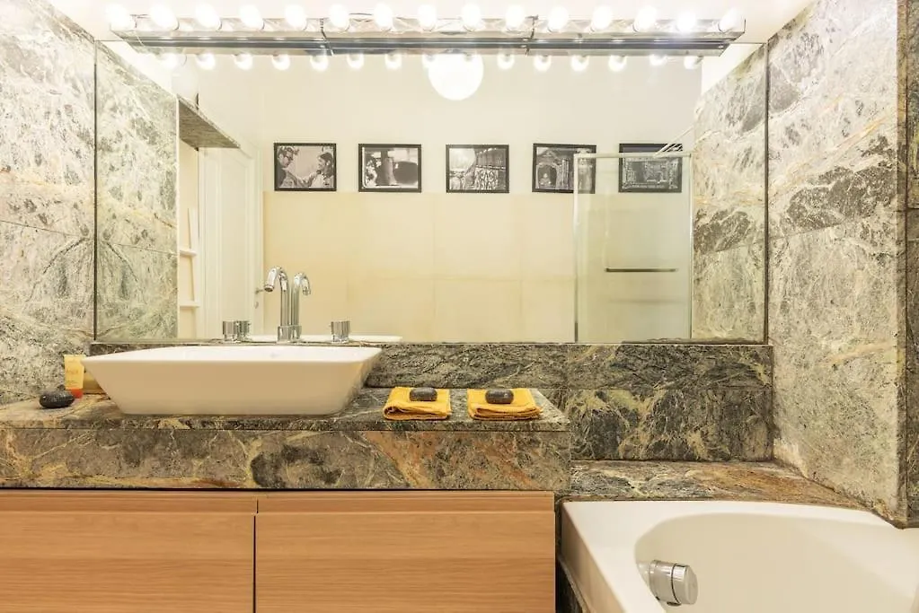 Pirelli - Flexyrent Wifi - A.C. Apartment Milan